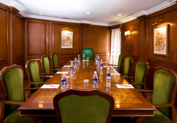 Hotel The Gateway Road 5*